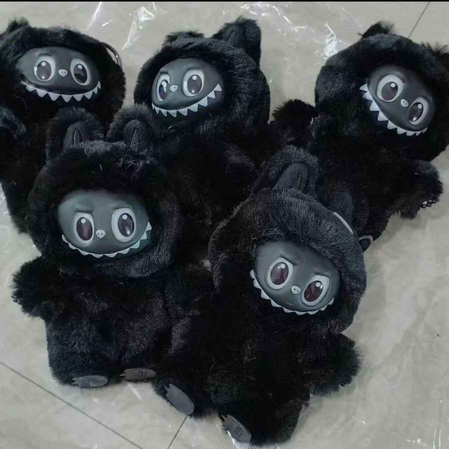 Labubu Schwarze Flauschpuppe - Bild 3