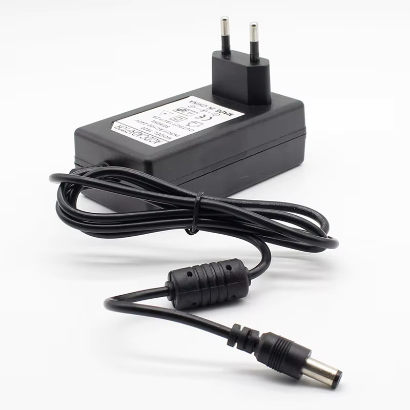 ELECAPITAL Netzteil Konverter Adapter 18V 2A DC mit EU Stecker, Schwarz, Anschluss 5,5mm x 2,1-2,5mm - Bild 3