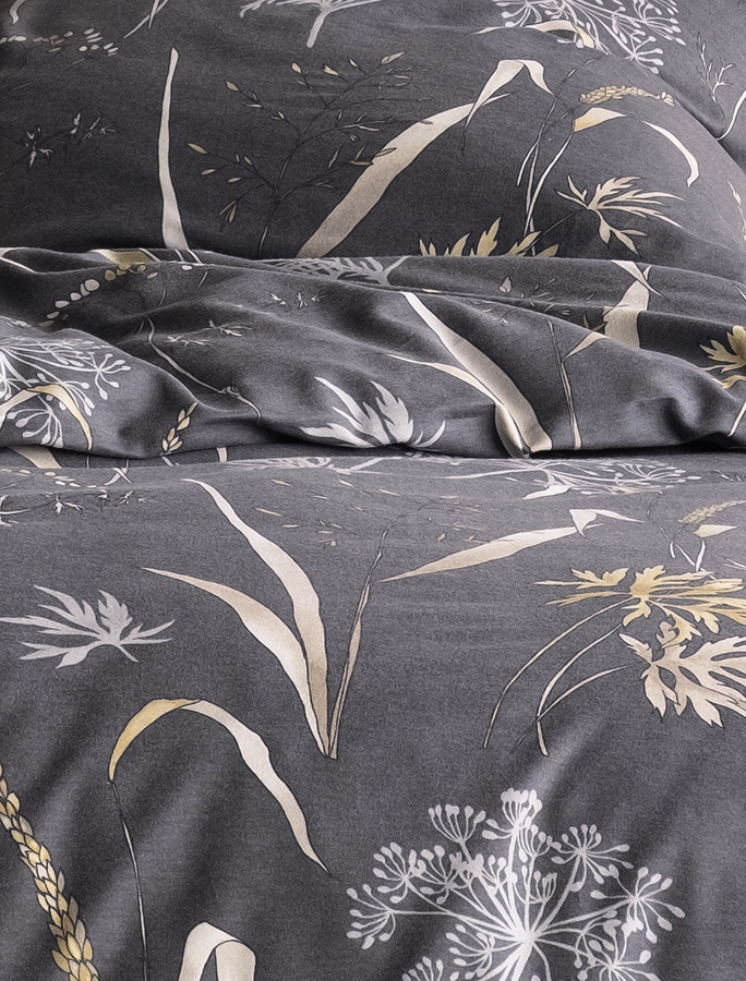 Irisette Feinbiber Bettwäsche mit Kissenbezug Gräser Wiesenblumen Grau B/H: 135 x 200 cm, Kissen: 80 x 80 cm - Bild 1