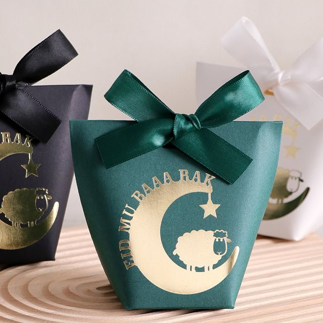 10 Stück Eid Al-Adha Geschenkboxen aus Papier in Schwarz, Weiß und Grün mit goldenen Halbmond-Laternen und Lamm-Motiven zur Aufbewahrung von Süßigkeiten und Pralinen - Bild 1