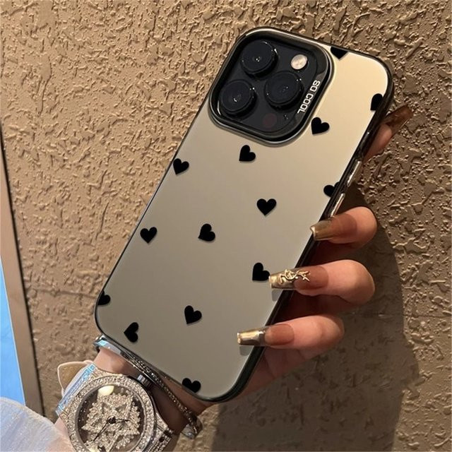 Stoßfeste AKABEILA Handyhülle mit Liebesherz Design für iPhone 14 Pro Max aus weichem TPU Material - Bild 1