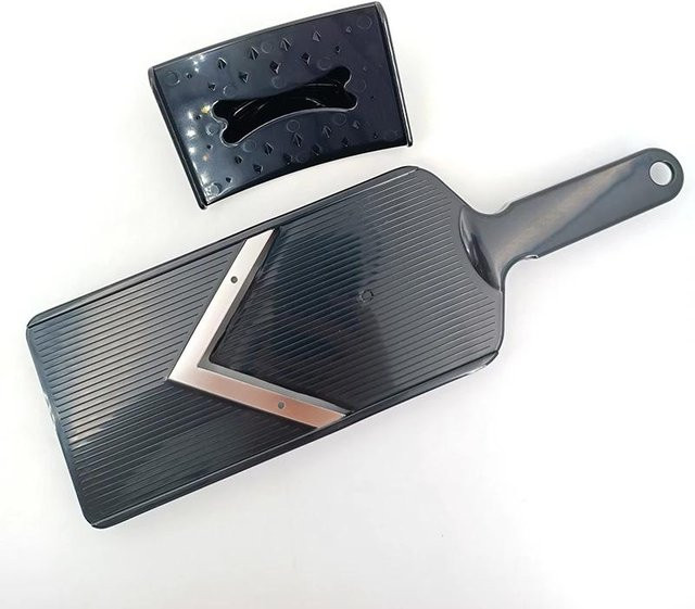 Yiran Furniture Kohlreibe und Gemüsehobel in Schwarz aus Kunststoff und Edelstahl - Bild 1