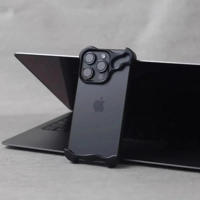 Rui Di Stoßfeste Aluminium Handyhülle mit Linsenschutz für iPhone 13 14 15 16 17 Pro Max Plus in Schwarz - Bild 1