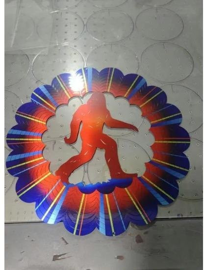 Dekoratives 3D-Windspiel mit Mandala-Motiv und rotierendem Kolibri aus Edelstahl in Mehrfarbig - Bild 1