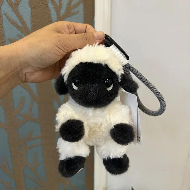 Walliser Schwarznasenschaf Plüschtier, Plüschanhänger, 15cm - Bild 1