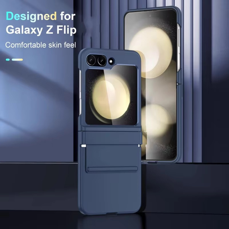 Stoßfeste Samsung Z Flip Schutzhülle mit Gummiband und Scharnier-Schutz aus hartem PC für Z Flip 7, Z Flip 6, Z Flip 5, Z Flip 4 und Z Flip 3 in Weiß und Blau - Bild 2