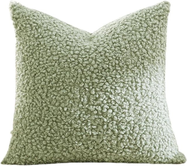 Dekorativer Kissenbezug aus Kunst-Teddyfell von JMG Clothing in Beige, Weiß und Salbeigrün, B/H: 45 x 45 cm - Bild 1