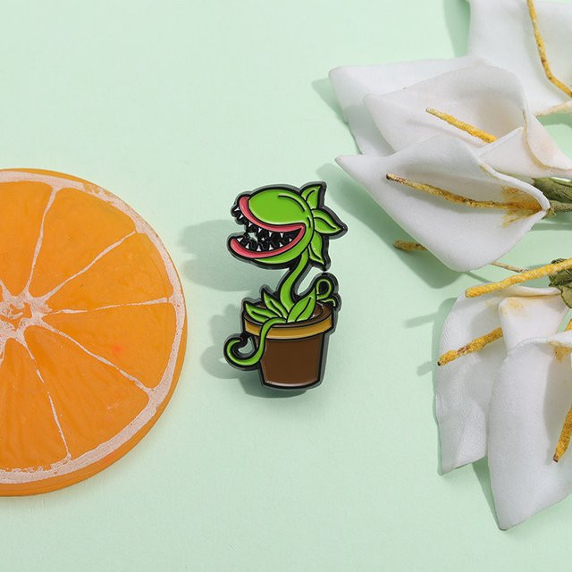 XioMara Brosche Emaille, grüne Blume, Unisex - Bild 1