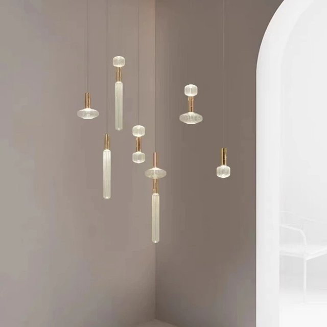 ZYZAO Nordic LED Anhänger Lampe aus Glas und Metall in Transparent und Gold/Messing, einstellbare Pendelleuchte für Küche, Esszimmer, Schlafzimmer und Flur - Bild 1
