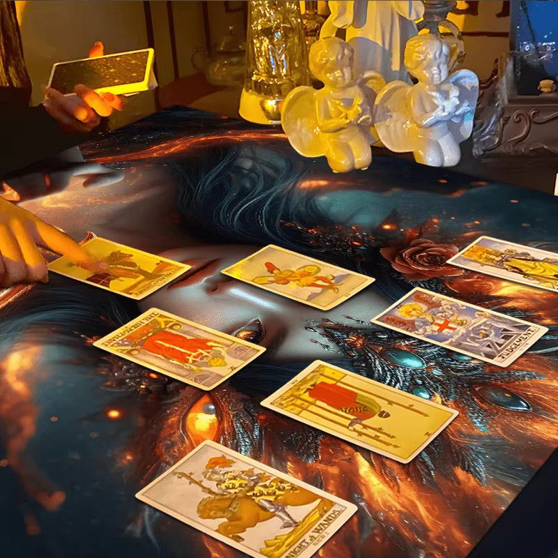 VIKAMA Phoenix Divination Tischdecke mit goldenen Flammen und Stardust-Effekt für Tarot und Altar-Dekoration - Bild 2