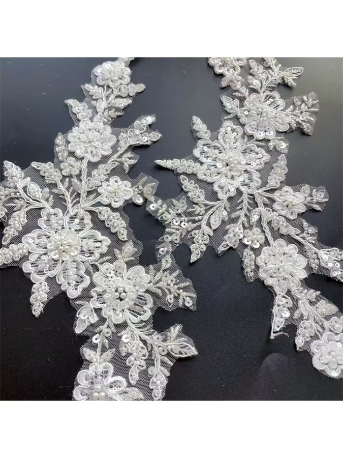 R SMEALE Paar weiße Blumen-Aufnäher mit Perlen-Pailletten und Spitze sowie Spiegel-Applikation für DIY-Hochzeitszubehör, Breite: 33,5 cm, Tiefe: 16 cm - Bild 6