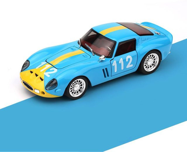 Linyi toy car 250 Gto Supersportwagen, Modellauto, Metall, 1:32, ab 14 Jahren - Bild 1