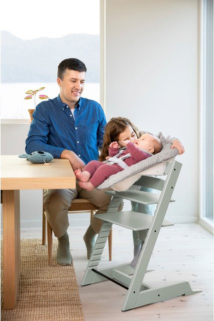 Stokke Tripp Trapp Treppenhochstuhl Bundle mit Newbornset und Babyset in Light Grey - Bild 1