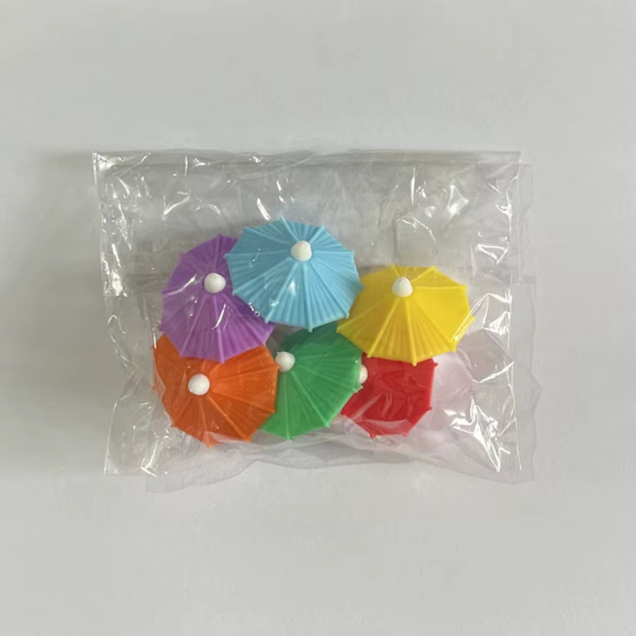 Set aus kreativen Regenschirm-Glasmarkern aus Silikon in Multicolour zur Kennzeichnung von Weingläsern und Tassen - Bild 2