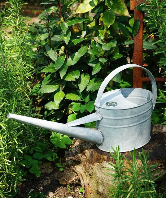 Esschert Design Gießkanne aus Zink im Vintage Landhaus-Stil, 1,6 l - Bild 1