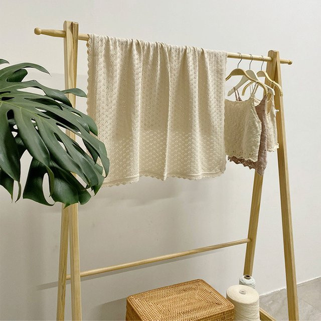 Gestrickte Babydecke aus Baumwolle für Neugeborene in Beige - Bild 1
