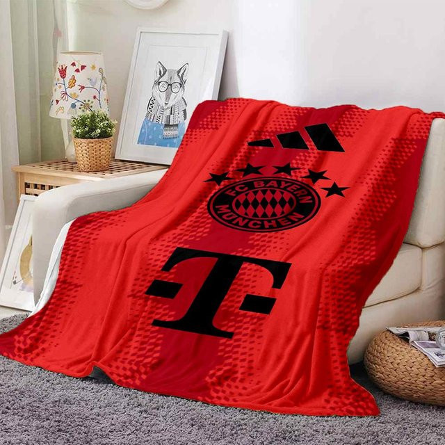 FC Bayern München Fußball Wappen Flanell Decke, rot, B x T: 75 x 90 cm - Bild 1