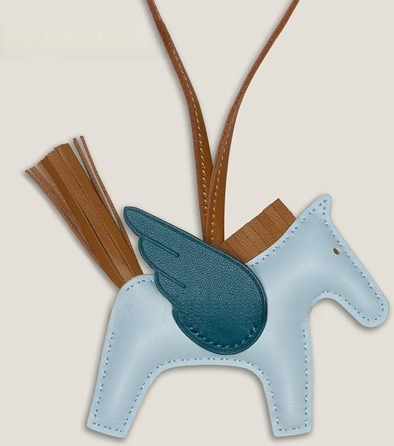 Sweet Rose Pegasus Taschenanhänger, Schafsleder, hellblau, Unisex - Bild 1