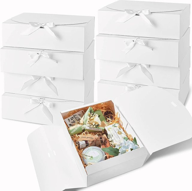 Geschenkboxen aus Kraftpapier mit Deckel und Schleifenbändern in Braun und Weiß für Hochzeiten und Geburtstage - Bild 1