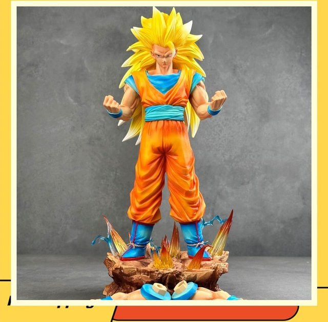 Bandai Dragon Ball Son Goku Super Saiyan Actionfigur, 35 cm, Kunststoff, adults - Bild 1
