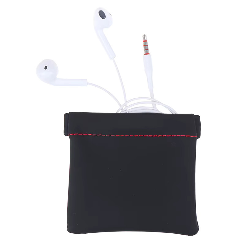 JETTING Tragbare Kopfhörertasche aus PU-Leder in Schwarz - Bild 5