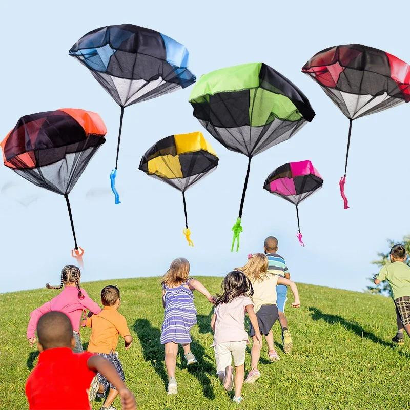 Airun Outdoor-Kinderspielzeug mit Fallschirm Mini-Soldaten rot 3-6 Jahre - Bild 5