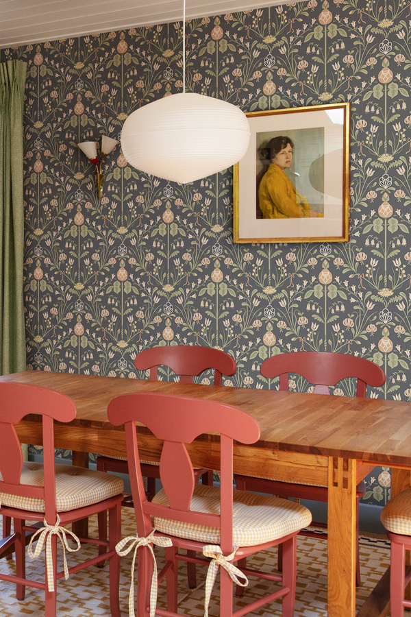 Sandberg Wallpaper Till Carl - Indigo Tapete mit botanischem Floral-Design in Blau, Türkis und Grün - Bild 2