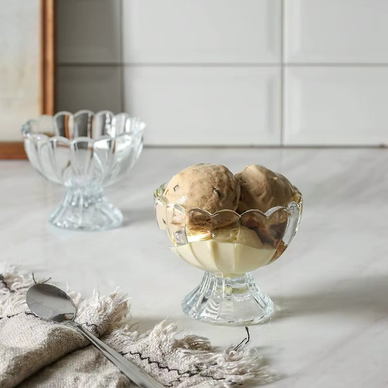 Transparentes Dessert-Glas für Eis, Pudding oder Salat mit einem Volumen von 7,5 ml - Bild 3