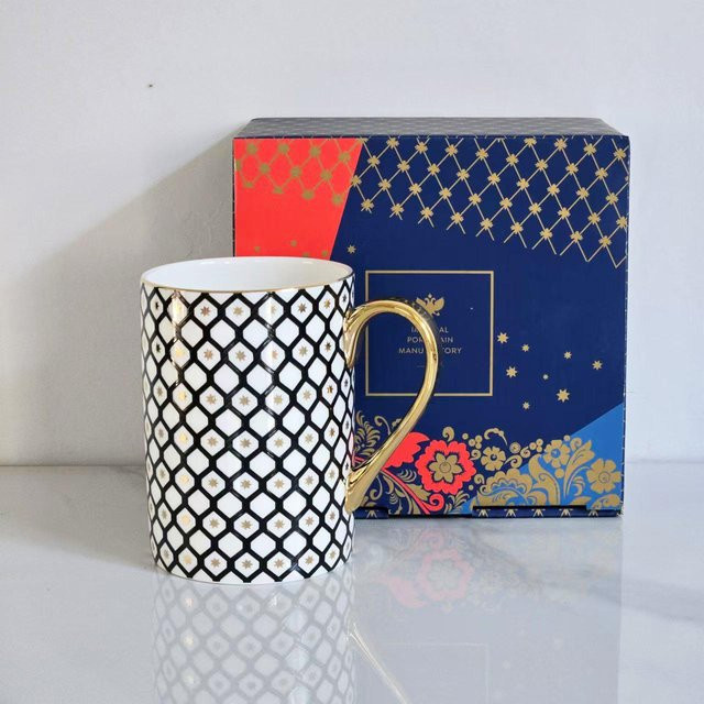 Global Finds Tasse und Untertasse Set aus russischem Knochenporzellan STAR Serie in Grau mit 300 ml - Bild 1