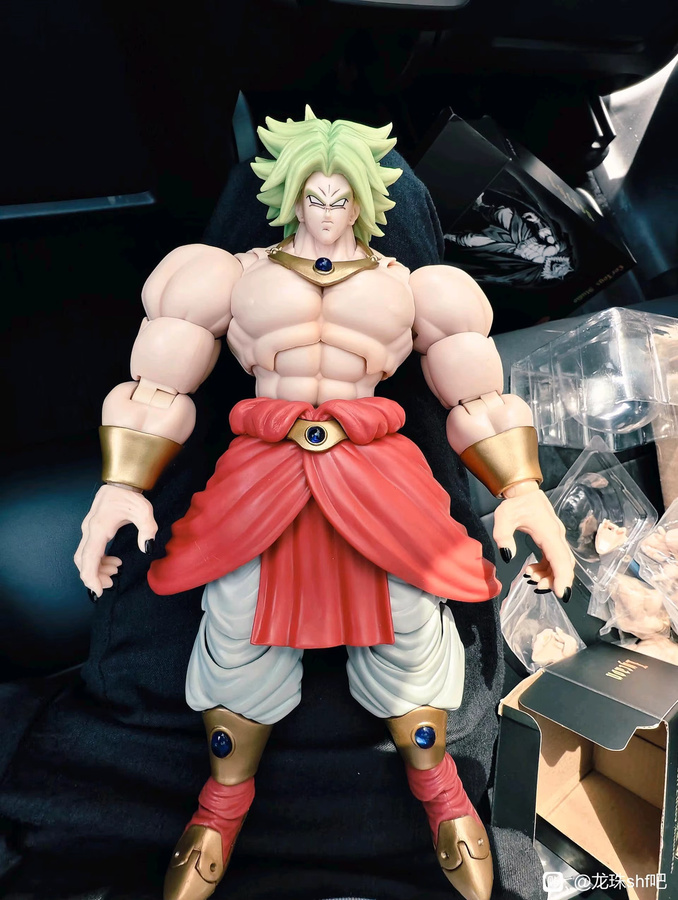 Bandai Dragon Ball Broly Super Saiyan Actionfigur, ab 14 Jahren - Bild 3