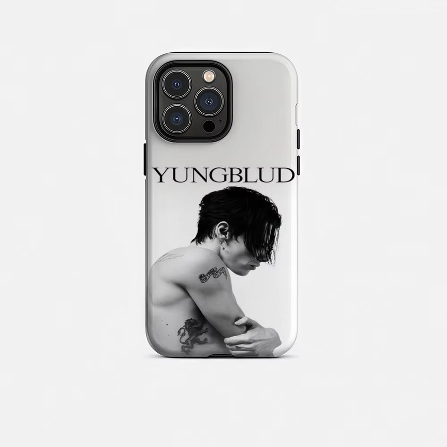 Y-Yungblud Idols Handyhülle für iPhone 12 bis iPhone 17 Pro Max Plus, glänzende HD-Doppelschicht-Flüssighartschale, Weiß - Bild 7