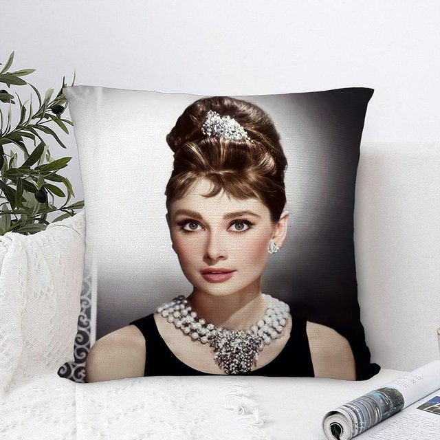 Doja Home Dekorative Kissenbezüge Audrey Hepburn Klassik, Quadratisch, Weiß, B/T/H: 40,64 x 40,64 x 0 cm - Bild 1