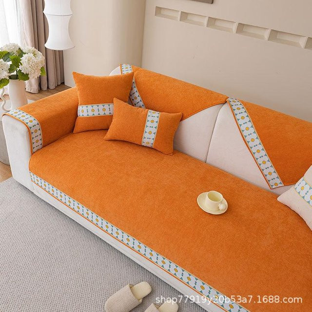 Nordischer Luxus-Sofabezug aus weißem Jacquard mit besticktem Rand und rutschfester Oberfläche, B/T/H: 70 x 70 x 0 cm - Bild 1