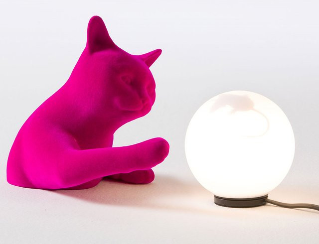 Karman Maoo Tischleuchte in Fuchsia mit Keramik und Glas - Bild 1