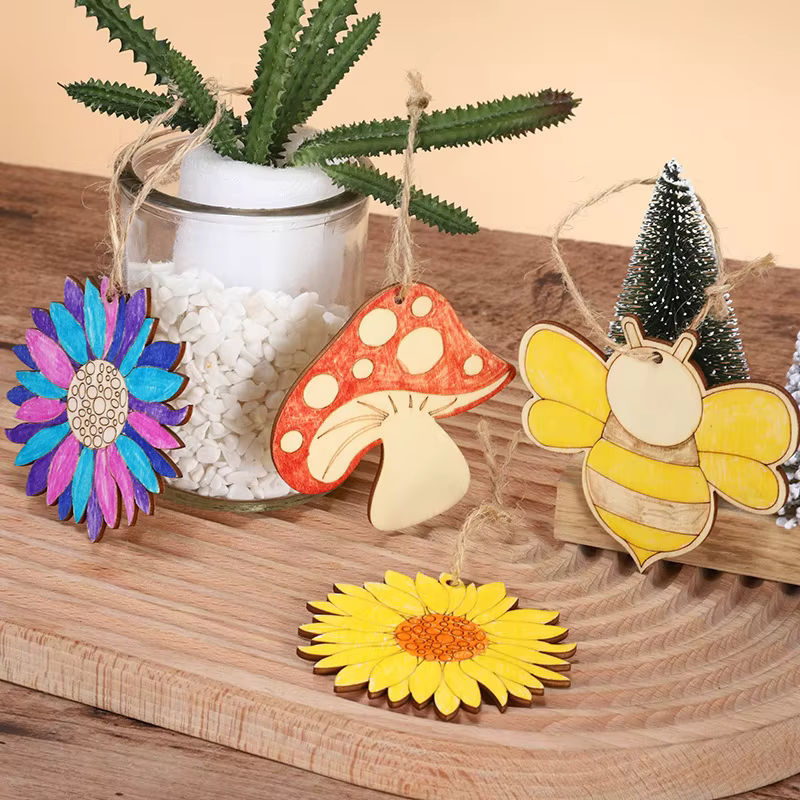 10er Set Holz-Anhänger mit Blumen- und Tiermotiven für DIY-Malprojekte und Frühlingsdekorationen in Mehrfarben - Bild 4