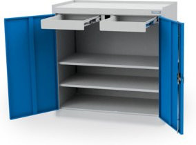 Bedrunka+Hirth Flügeltürenschrank 110 mit 2 Schubladen und höhenverstellbaren Fachböden für deine Büroausstattung - Bild 1