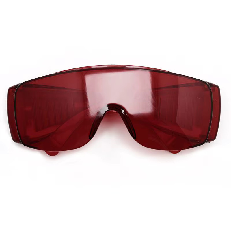 Aoron Schutzbrille Rot mit getönten Gläsern für UV-Schutz und Lichtaufhellung in der Zahnmedizin - Bild 3