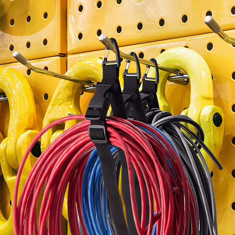 Nylon-Aufbewahrungsgurte für schwere Kabel in Schwarz mit dreieckiger Schnalle als Kabel-Organizer und Drahtmanager für Netzkabel und Schläuche - Bild 2