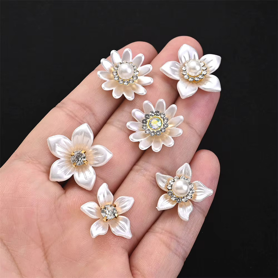 Blumen-Charms mit Imitationsperle, Strass, Perle, Kristall, Unisex - Bild 5