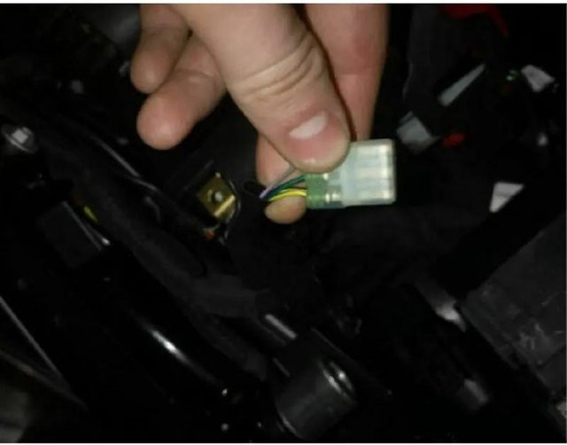 Topfactory 6-Pin auf 16-Pin OBD2-Adapterkabel für Duke/RC Motorrad mit CAN-BUS-ECU in Braun - Bild 1