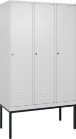 C+P Spind Classic PLUS Garderobenschrank mit 3 Abteilen, Gestell mit Zylinderschloss, 4 Garderobenhaken und mittiger Trennwand, Farbe: Grau, H x B x T: 212 x 120 x 50 cm - Bild 1