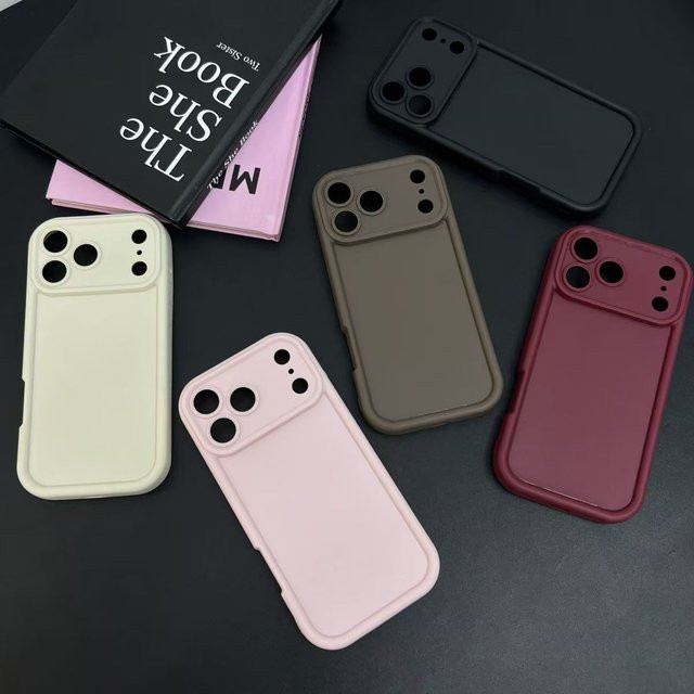 Stoßfeste Handyhülle mit matter Textur für iPhone 17 Pro Max und iPhone 17 Air aus weichem TPU in Schwarz - Bild 1