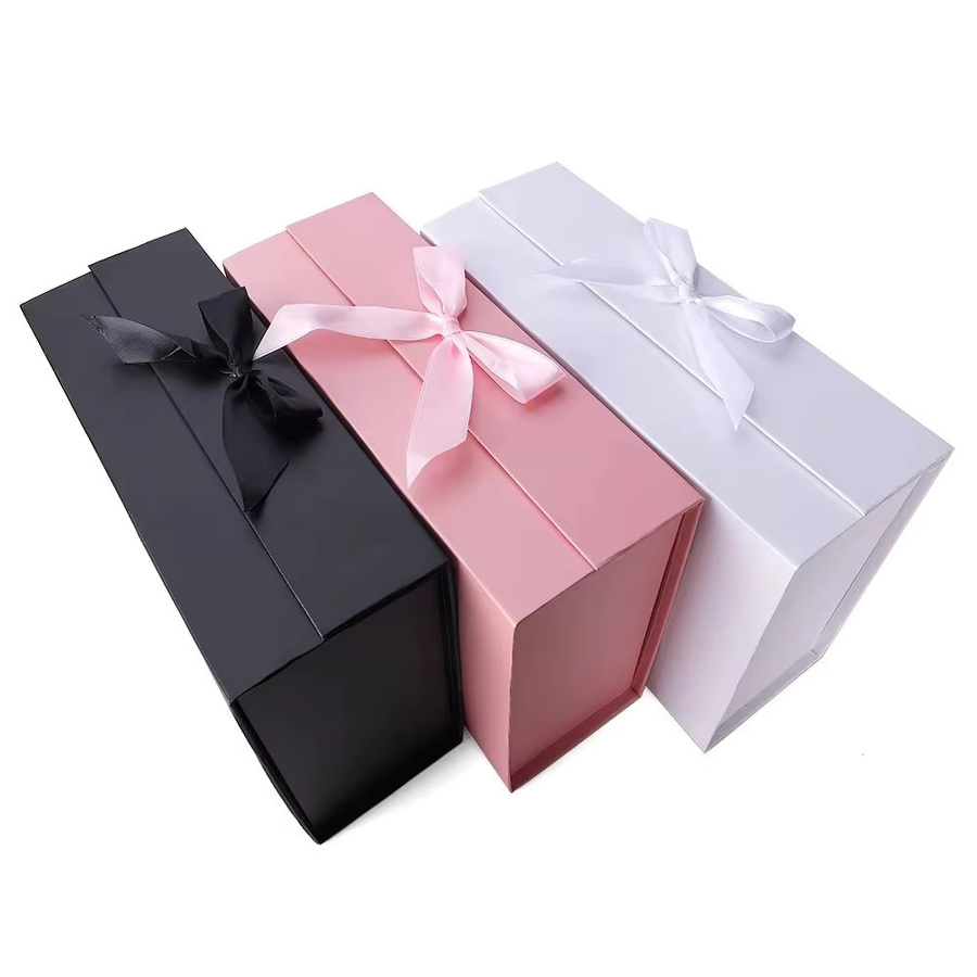 Faltbare Geschenkbox mit Schleife aus Papier in Pink für Partys und Valentinstag - Bild 3