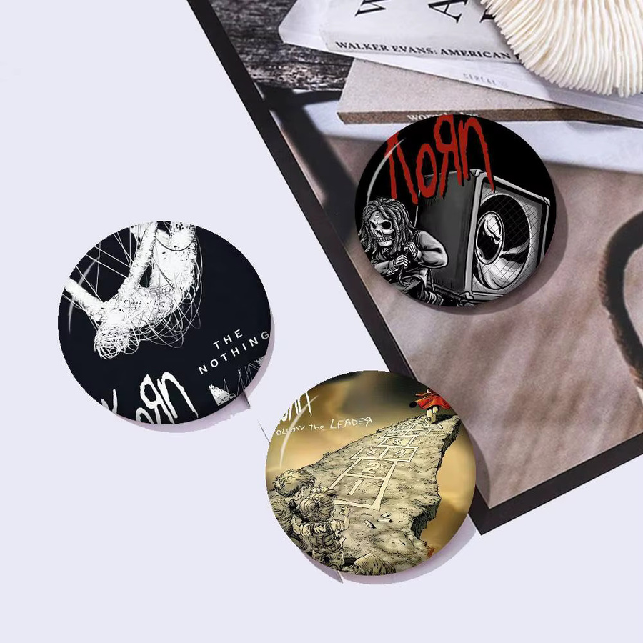 Brosche Korn Anime Button Pin, Handgefertigt - Bild 2