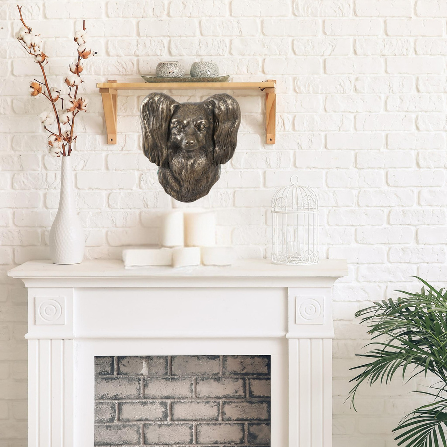 Hängende Hundestatue Papillon Kontinentaler Zwergspaniel von Art-Dog in Braun aus Kaltbronze - Bild 3