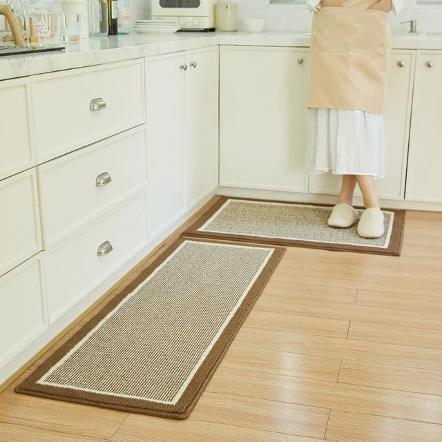Rutschfeste und saugfähige Küchenbodenmatte in Beige, B/B: 80 x 50 cm - Bild 1