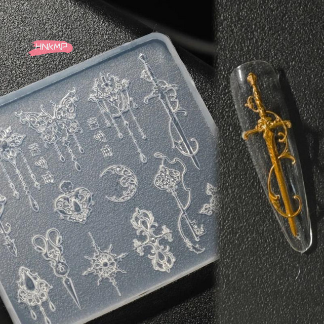 Silikonform für Nail Art, Transparent, 3D Relief Blume und Fliege - Bild 1