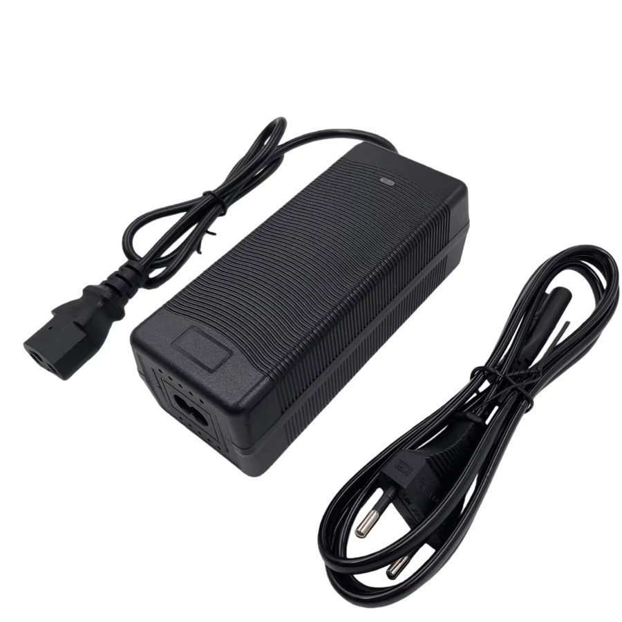 Jnenconn Blei-Säure-Batterieladegerät 48V 2A mit Lüfter und PC/IEC-Anschluss, Schwarz - Bild 2