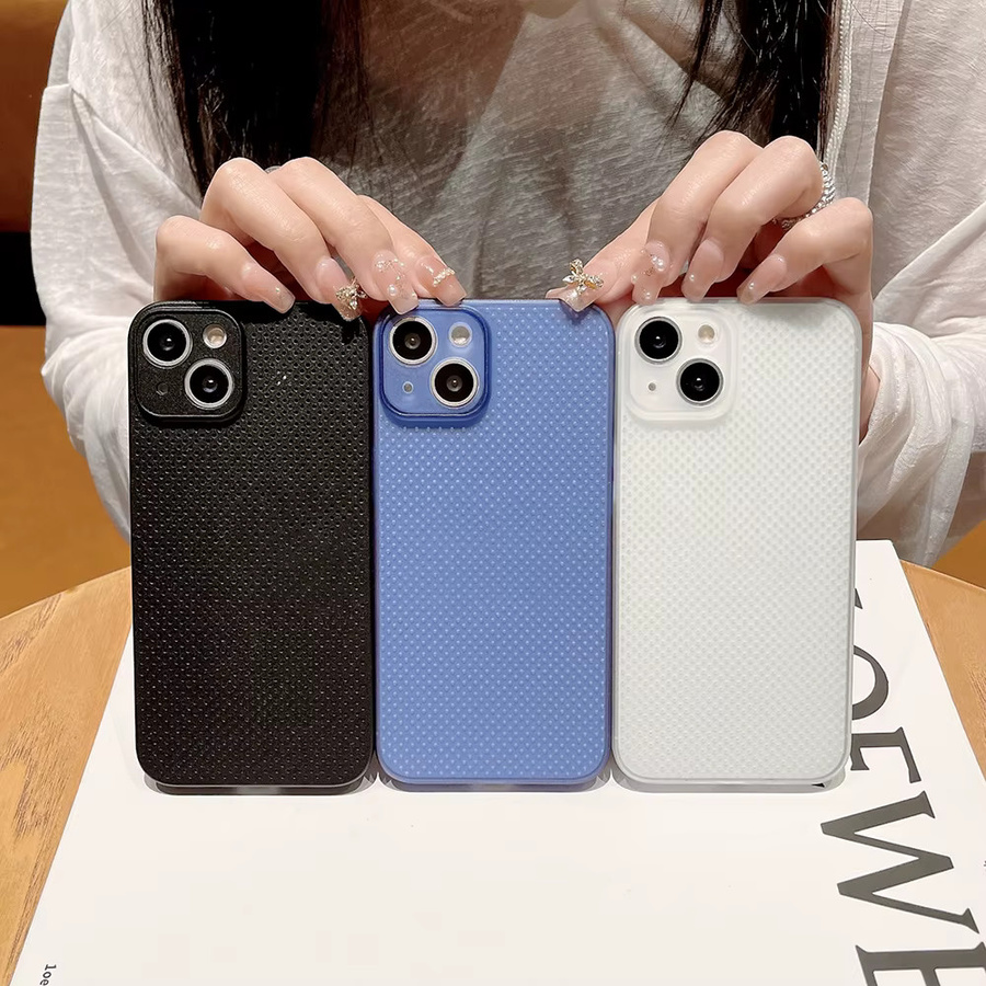 Wärmeableitende und atmungsaktive Hohl-Silikonhülle für Apple iPhone in Blau - Bild 5