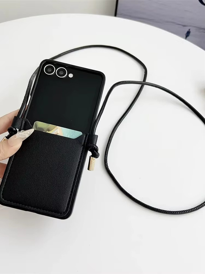 Samsung Umhängetasche aus Kaninchenleder mit Kartenhalter für Galaxy Z Flip 7 6 5 4 3 5G in Schwarz - Bild 2